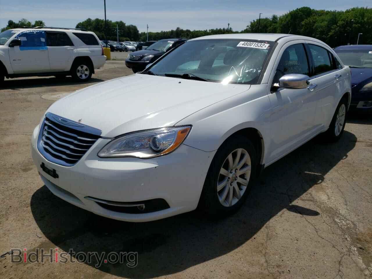 2013 CHRYSLER 200 - VIN: 1C3CCBCG7DN549698 - Photo 2