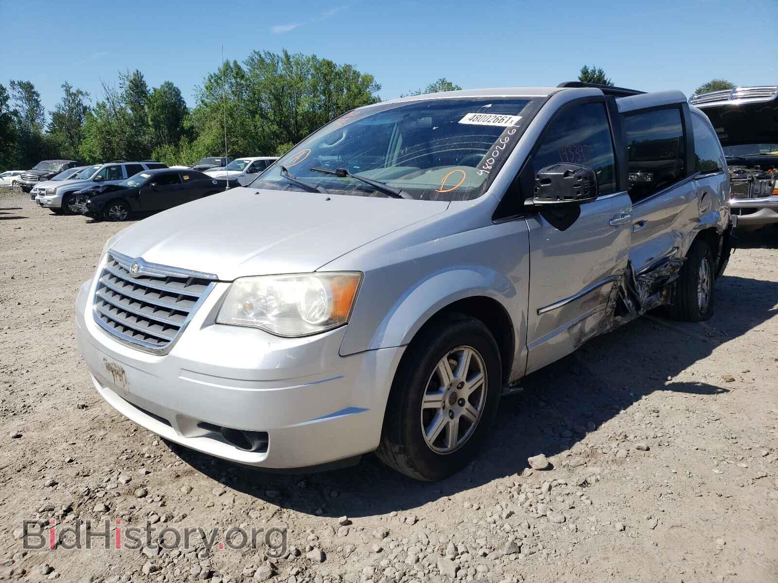 2010 CHRYSLER MINIVAN - VIN: 2A4RR5D18AR479136 - Фото 2