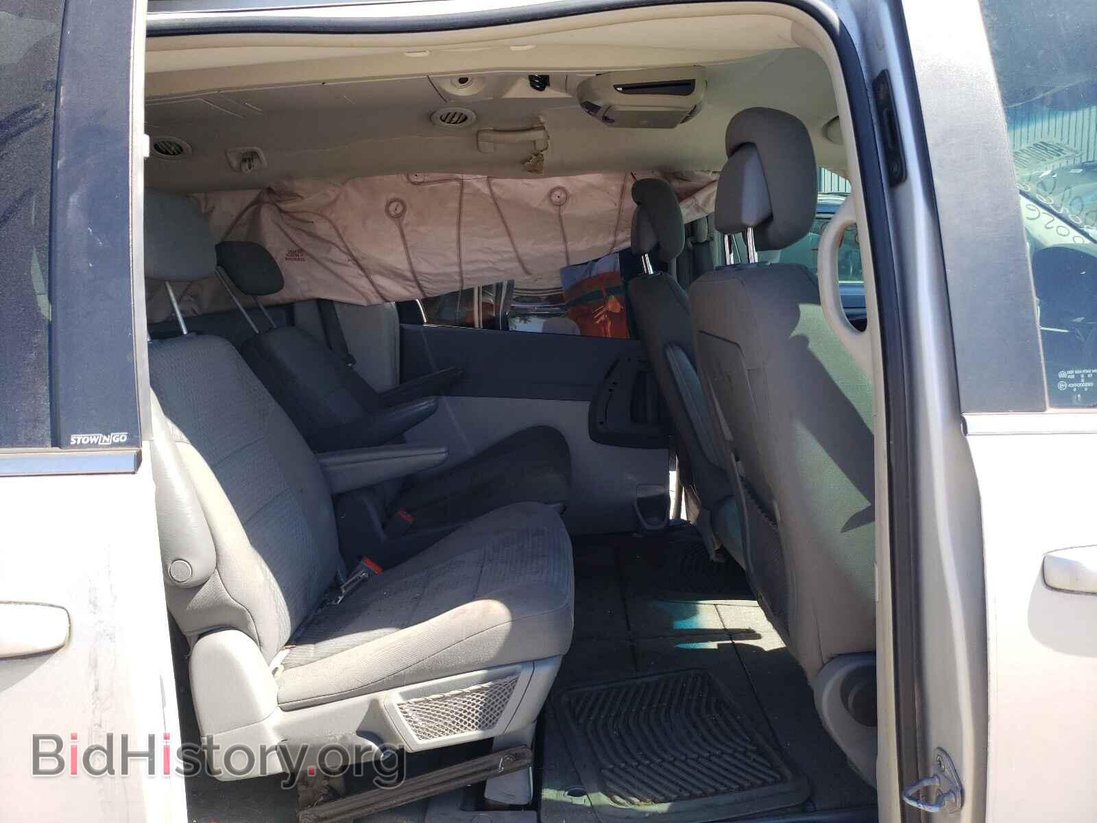 2010 CHRYSLER MINIVAN - VIN: 2A4RR5D18AR479136 - Фото 6