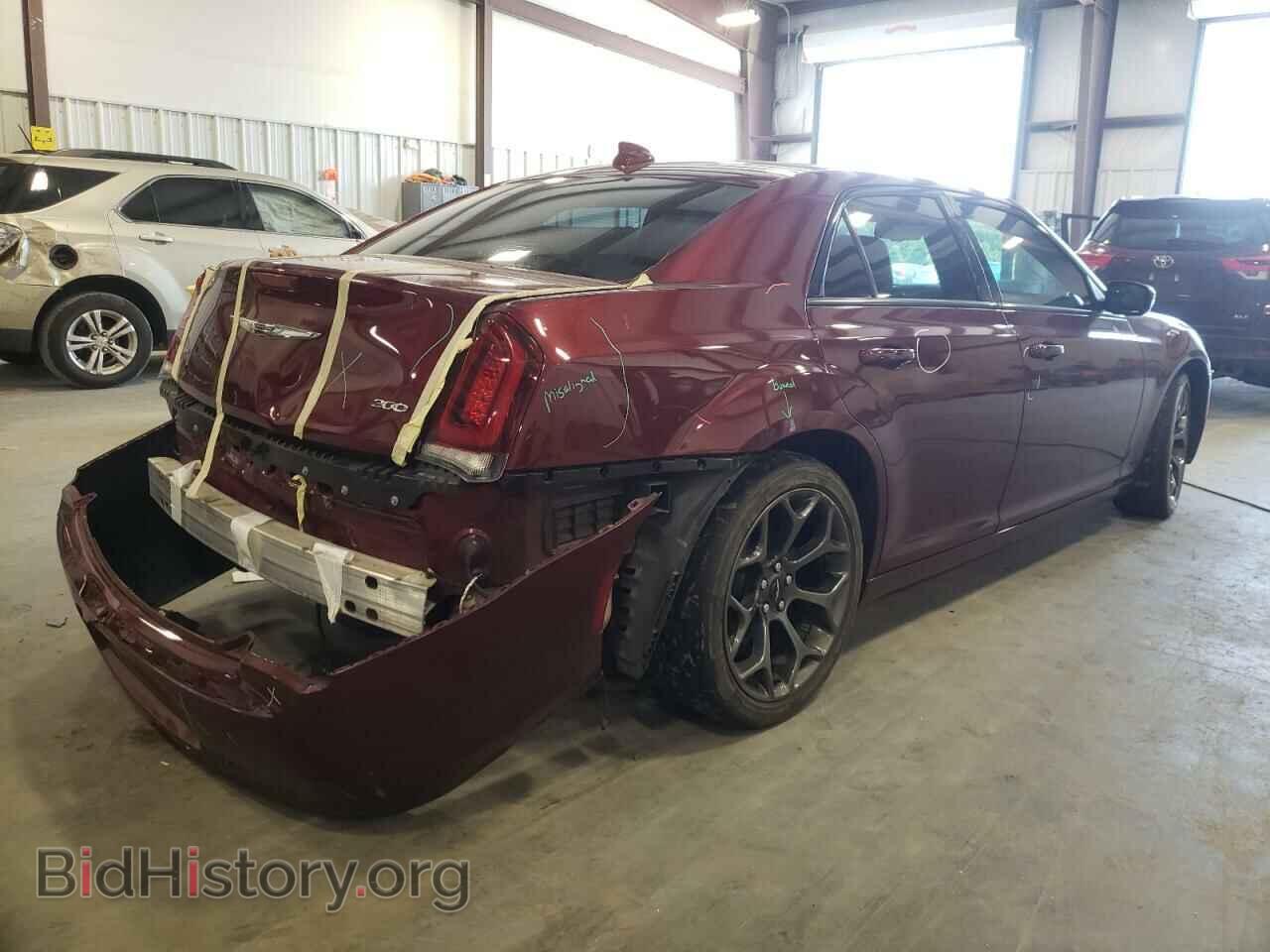 2017 CHRYSLER 300 - VIN: 2C3CCAAG1HH650179 - Photo 4
