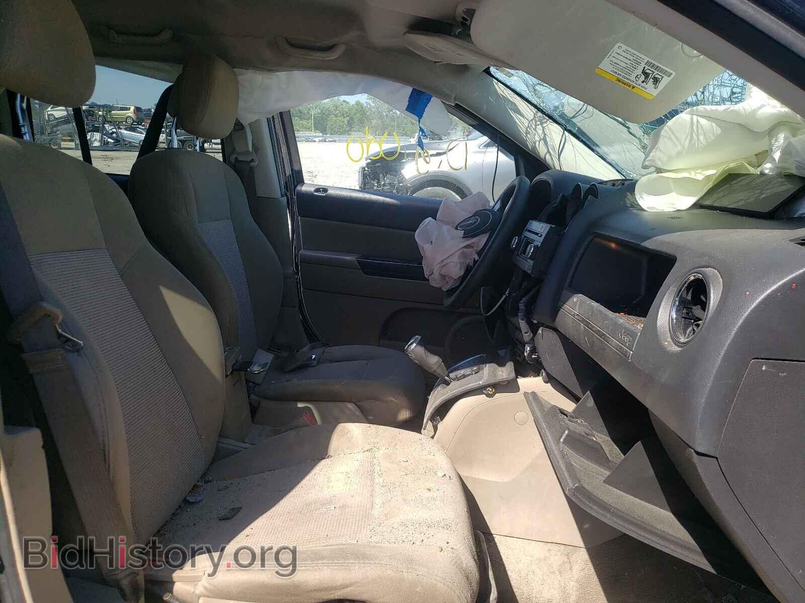 2011 JEEP COMPASS - VIN: 1J4NT1FA0BD195526 - Фото 5
