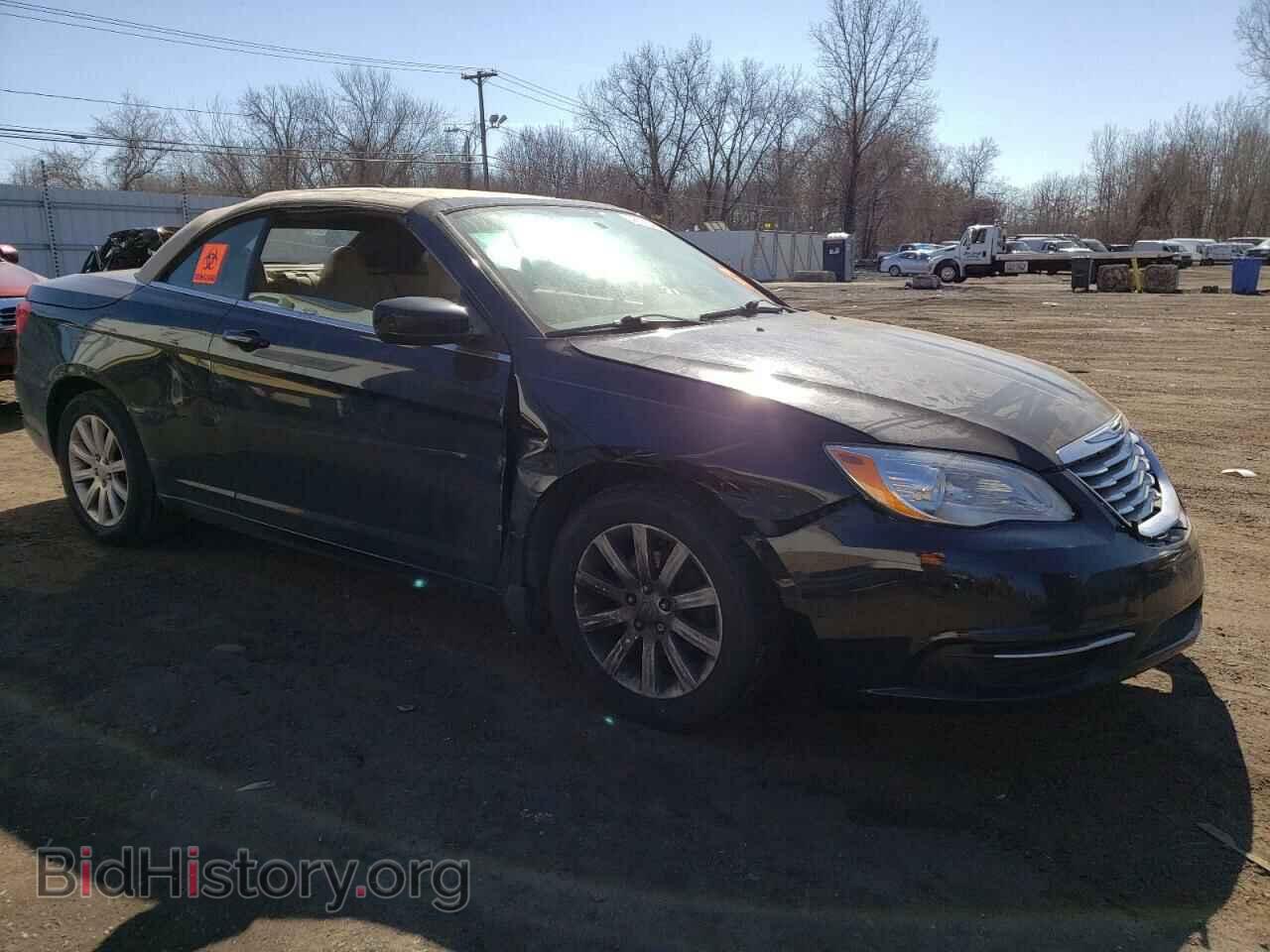 2013 CHRYSLER 200 - VIN: 1C3BCBEB2DN512006 - Photo 4