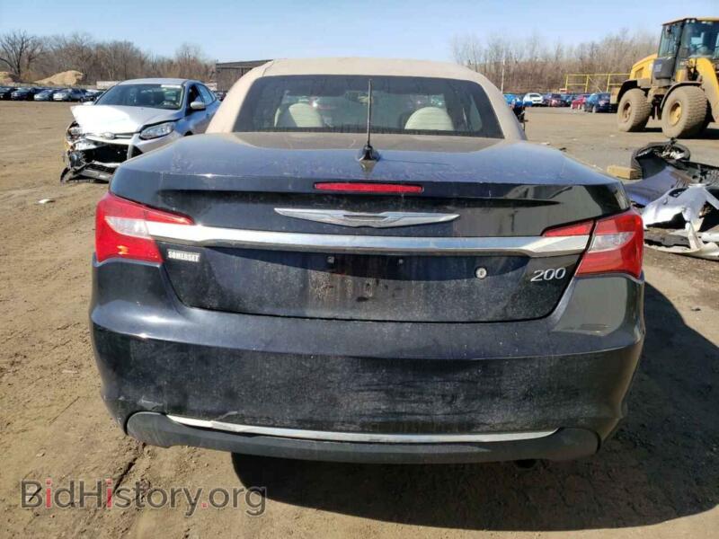 2013 Chrysler 200 (VIN 1C3BCBEB2DN512006) — photo 6 of 12