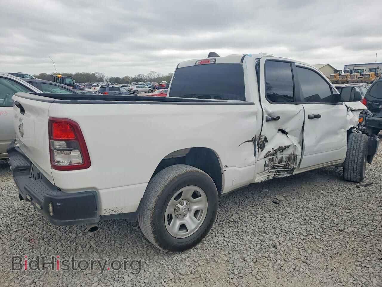 2024 RAM 1500 - VIN: 1C6SRECG4RN213920 - Фото 3
