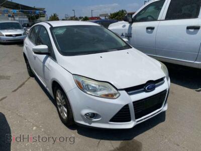 2012 Ford FOCUS Focus SEL, белый — VIN 1FAHP3M25CL325294, Copart