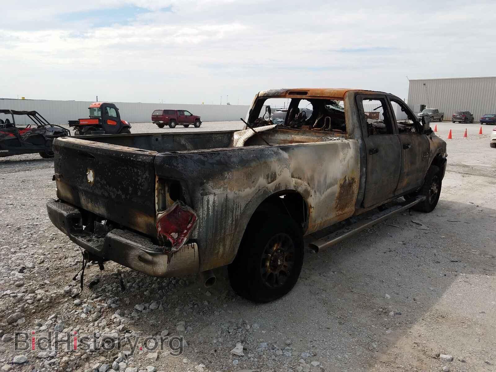 2017 RAM 2500 - VIN: 3C6UR5KL3HG676582 - Фото 4