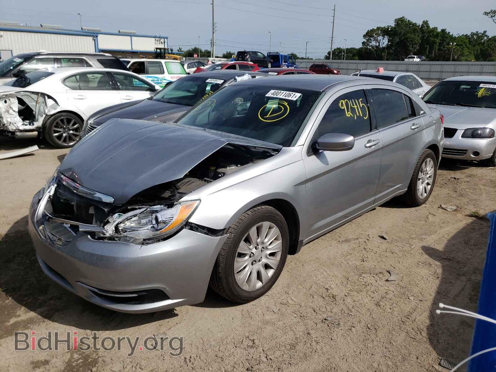 2014 CHRYSLER 200 - VIN: 1C3CCBABXEN123108 - Фото 2