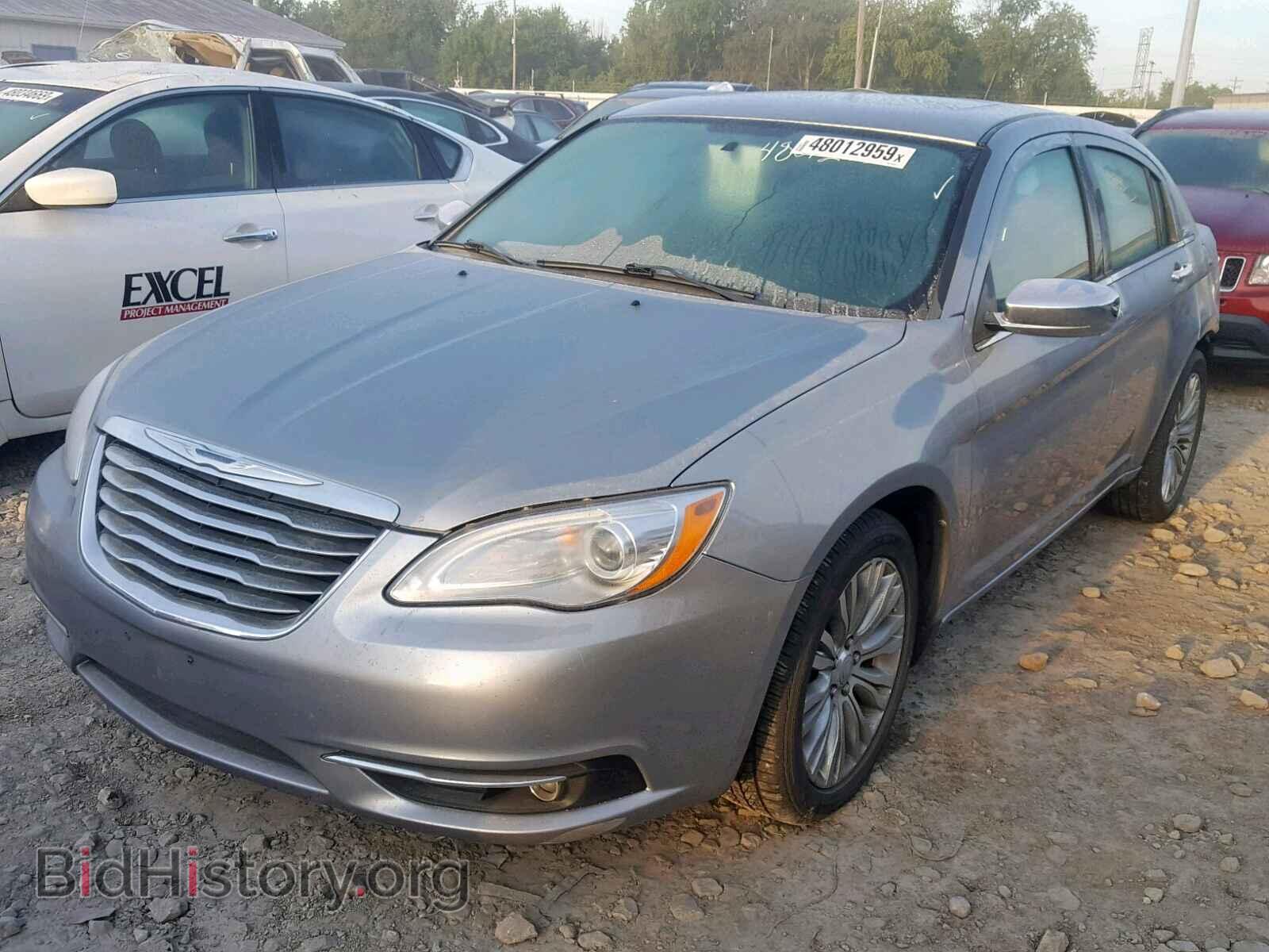 2013 CHRYSLER 200 - VIN: 1C3CCBCGXDN649763 - Photo 2