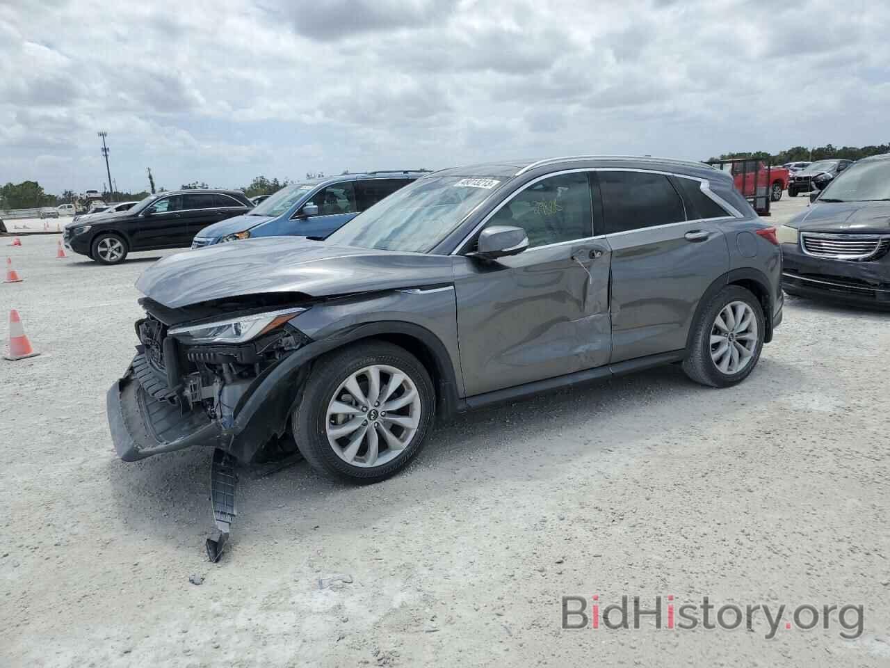 Photo 3PCAJ5M13KF107470 - INFINITI QX50 2019