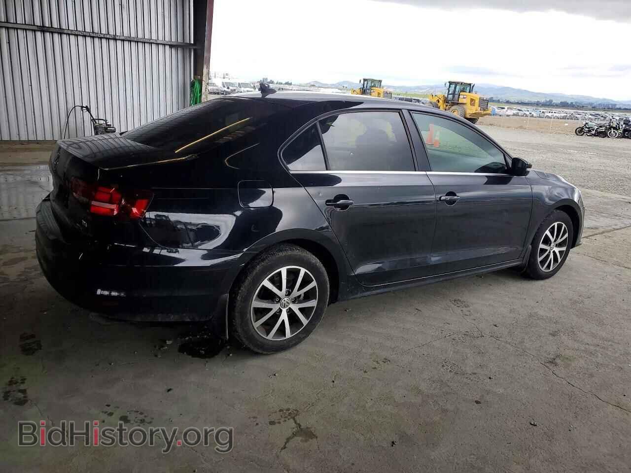 2017 VOLKSWAGEN JETTA - VIN: 3VWDB7AJ1HM389331 - Фото 3