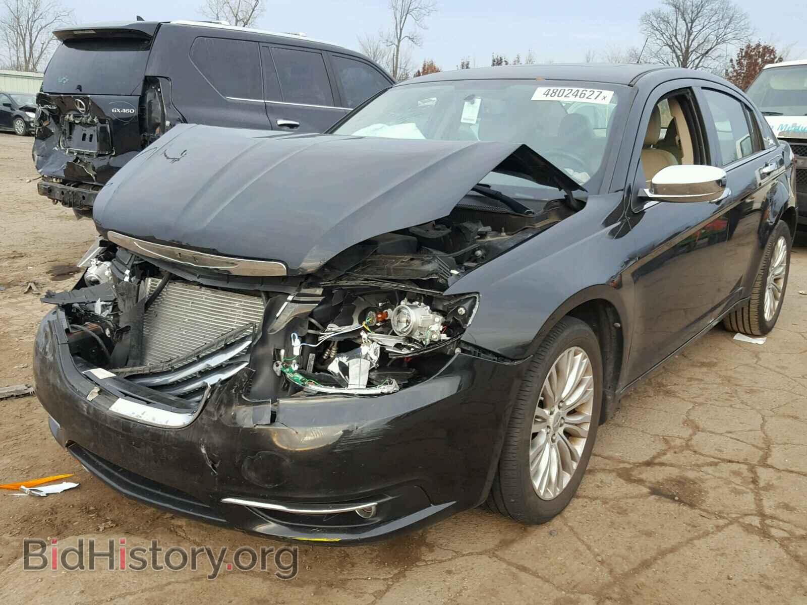 2011 CHRYSLER 200 - VIN: 1C3BC2FG2BN505158 - Photo 2