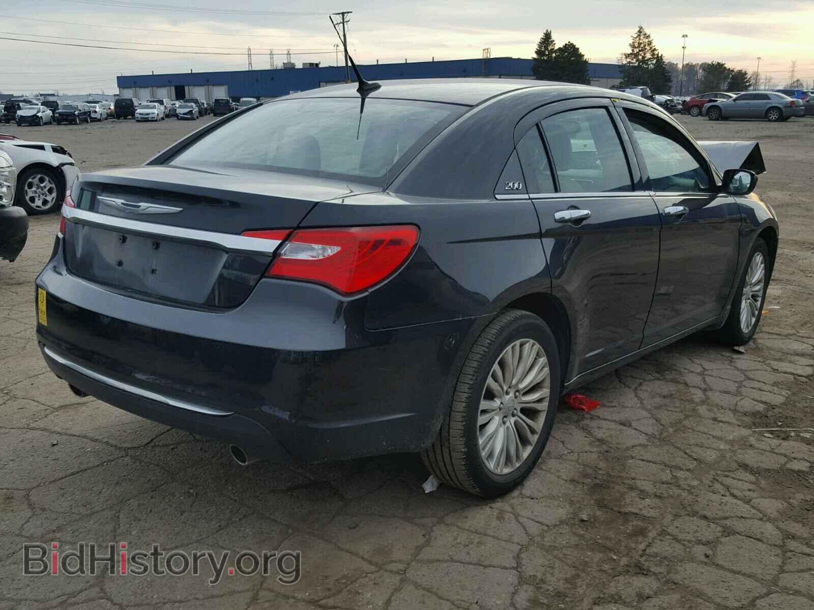 2011 CHRYSLER 200 - VIN: 1C3BC2FG2BN505158 - Photo 4