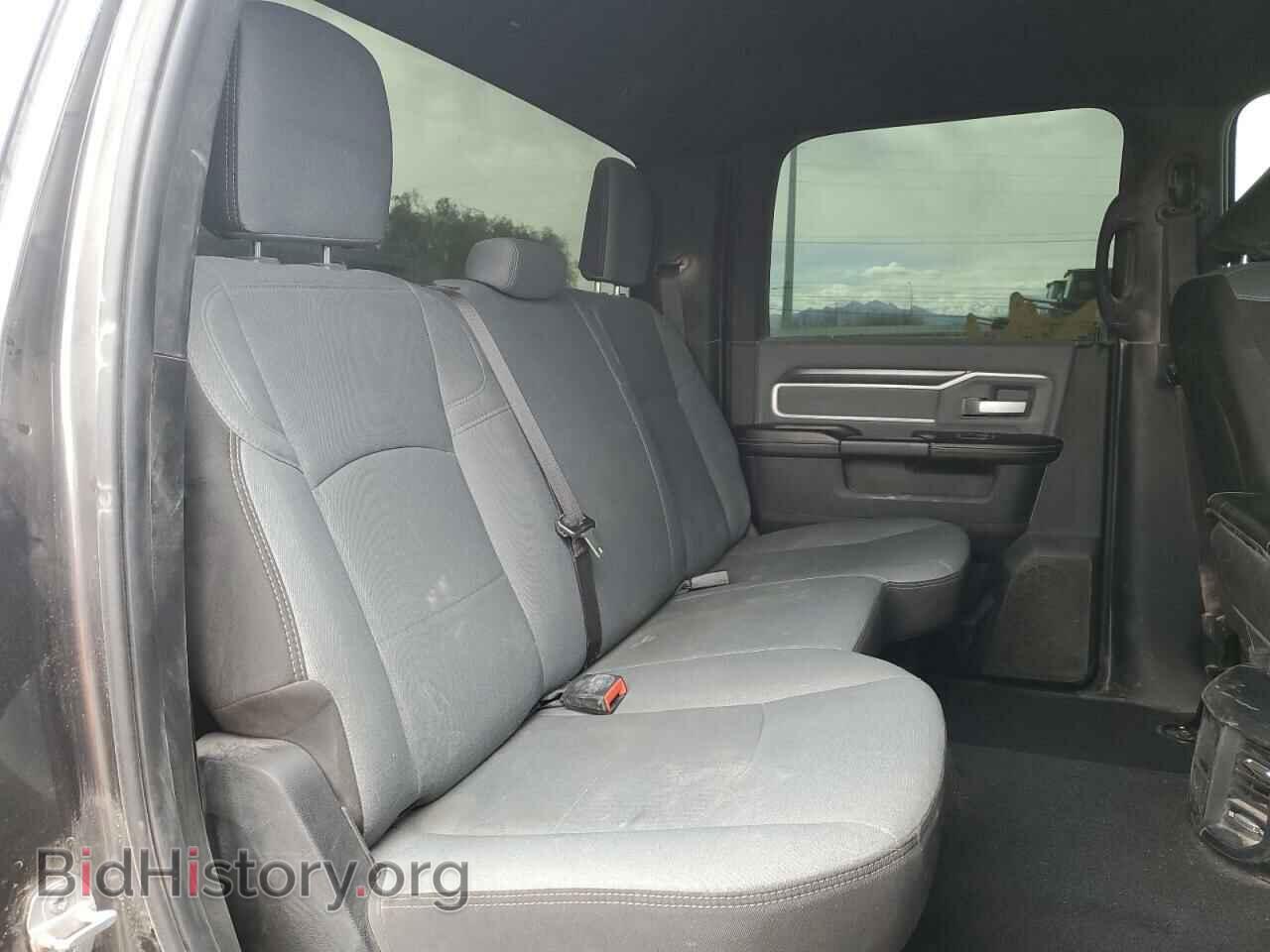 2024 RAM 1500 - VIN: 3C6UR5DL7PG506320 - Фото 10