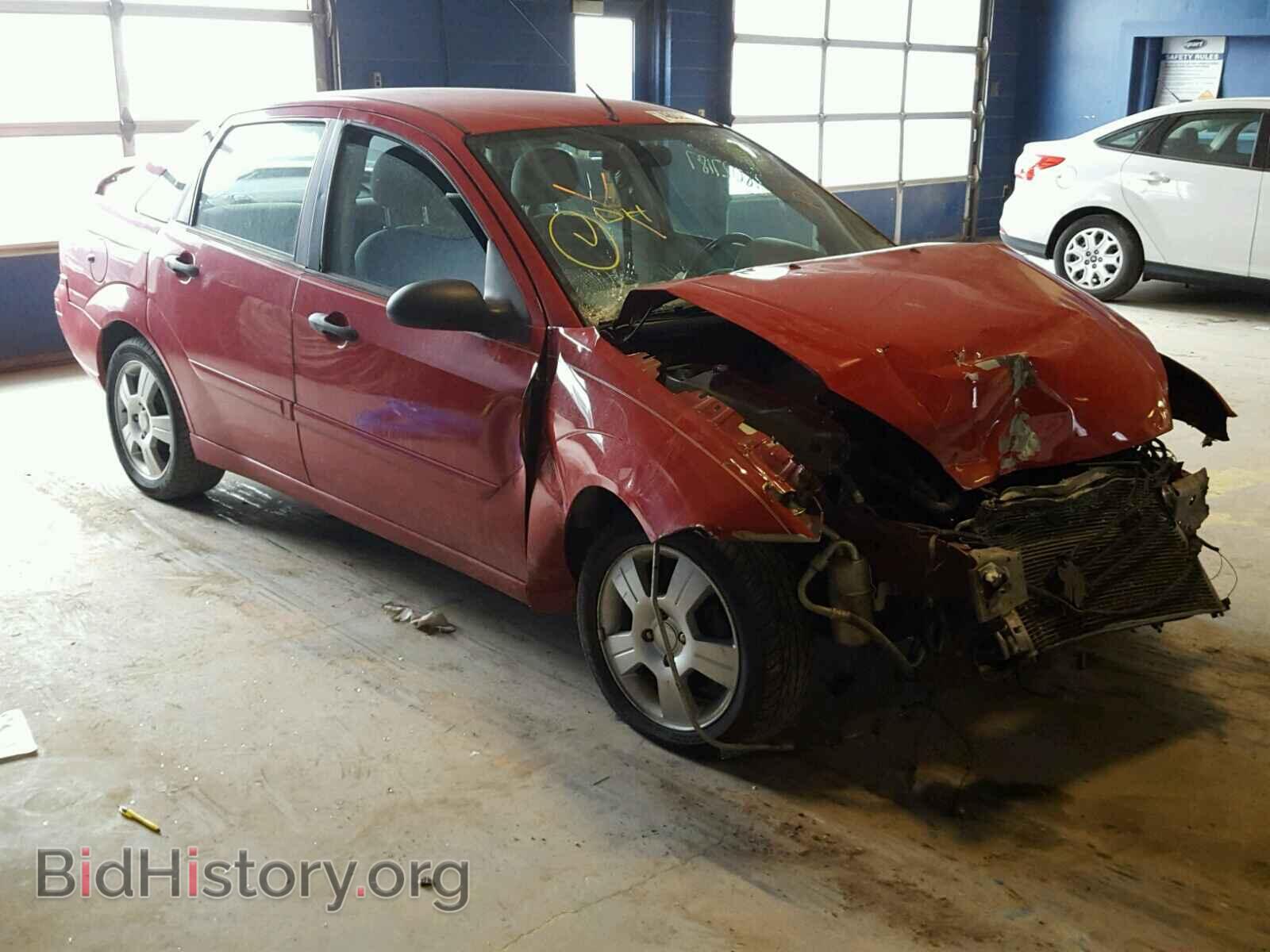 Photo 1FAFP34N75W223059 - FORD FOCUS 2005