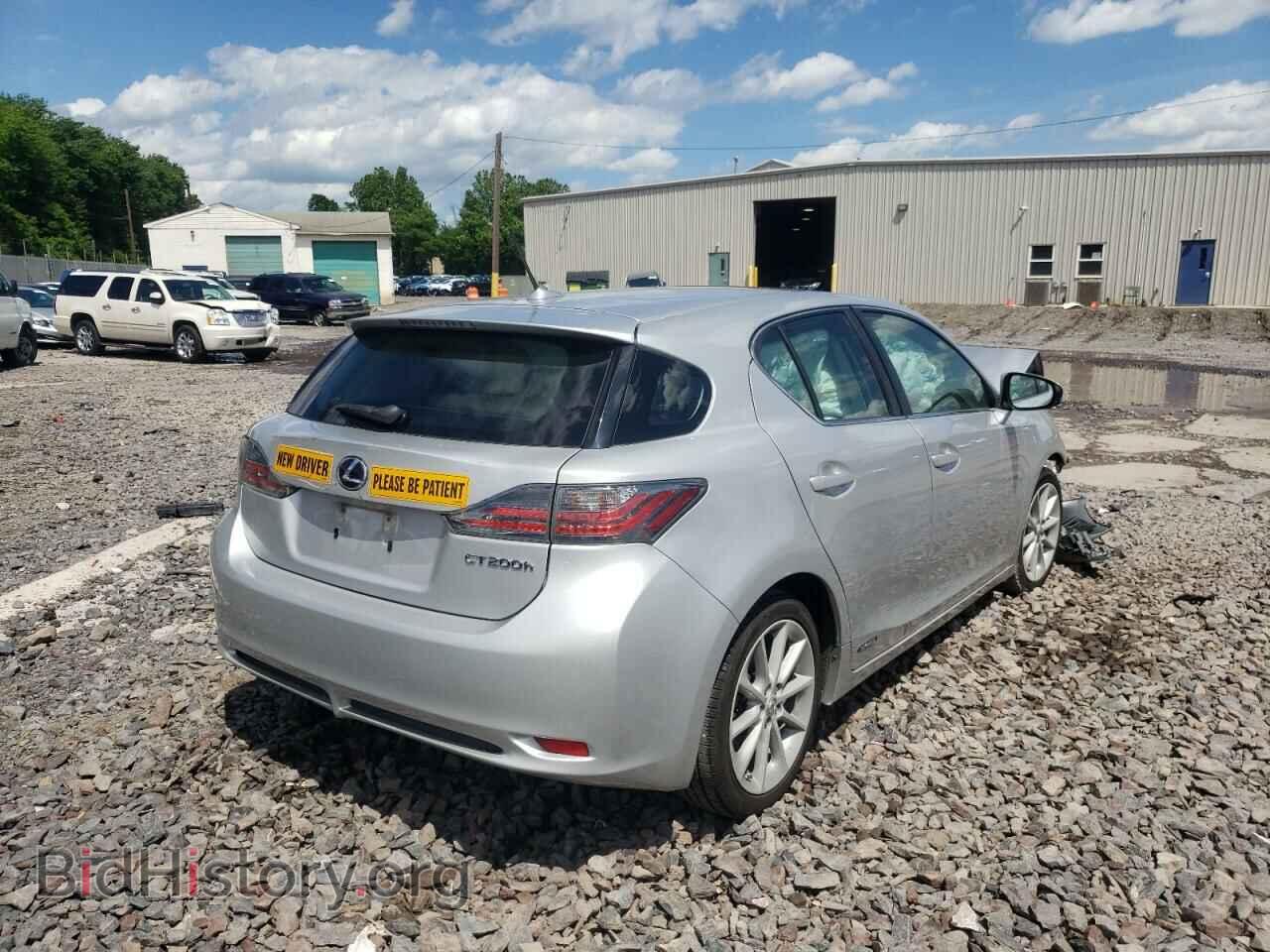 2011 LEXUS CT 200 - VIN: JTHKD5BH7B2018403 - Фото 4