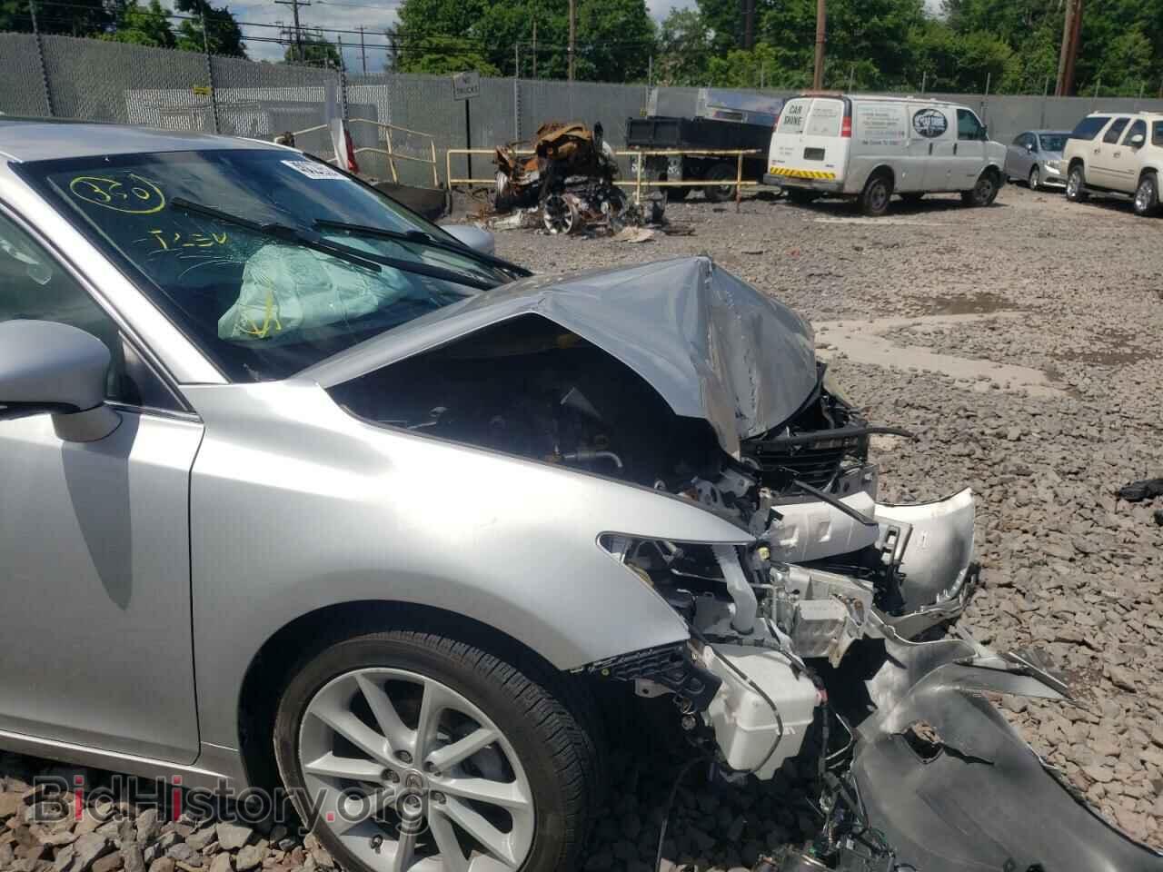 2011 LEXUS CT 200 - VIN: JTHKD5BH7B2018403 - Фото 9