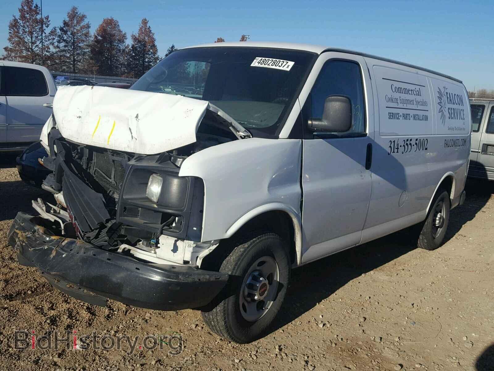 2013 GMC SAVANA - VIN: 1GTW7FBAXD1178027 - Фото 2