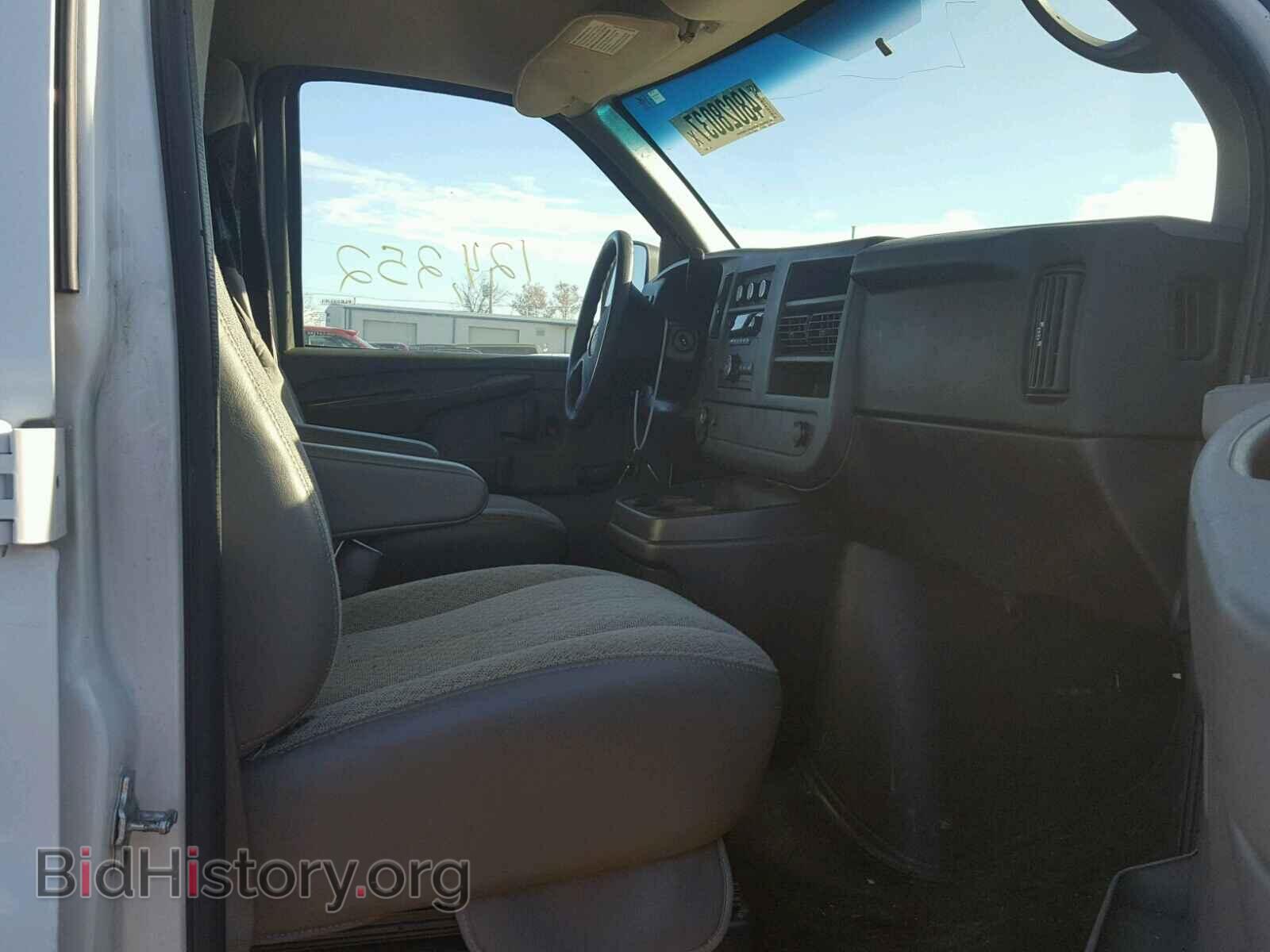2013 GMC SAVANA - VIN: 1GTW7FBAXD1178027 - Фото 5