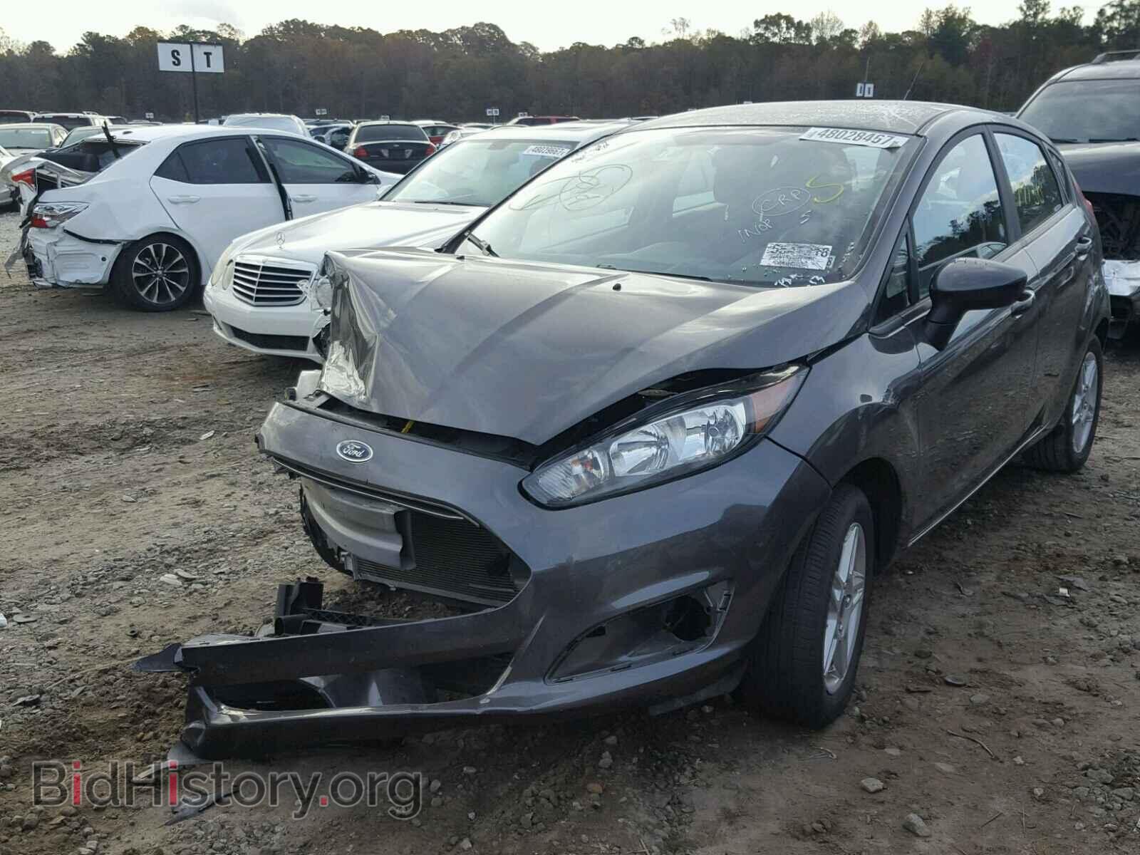 2017 FORD FIESTA - VIN: 3FADP4EJ2HM110682 - Фото 2