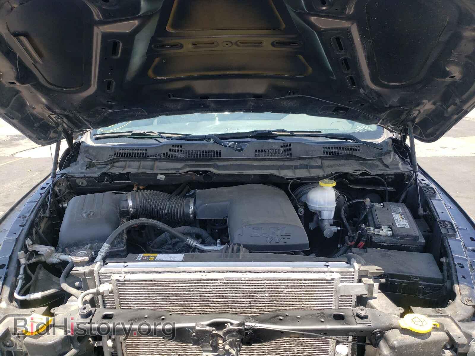 2018 RAM 1500 - VIN: 1C6RR6FG4JS341595 - Фото 7