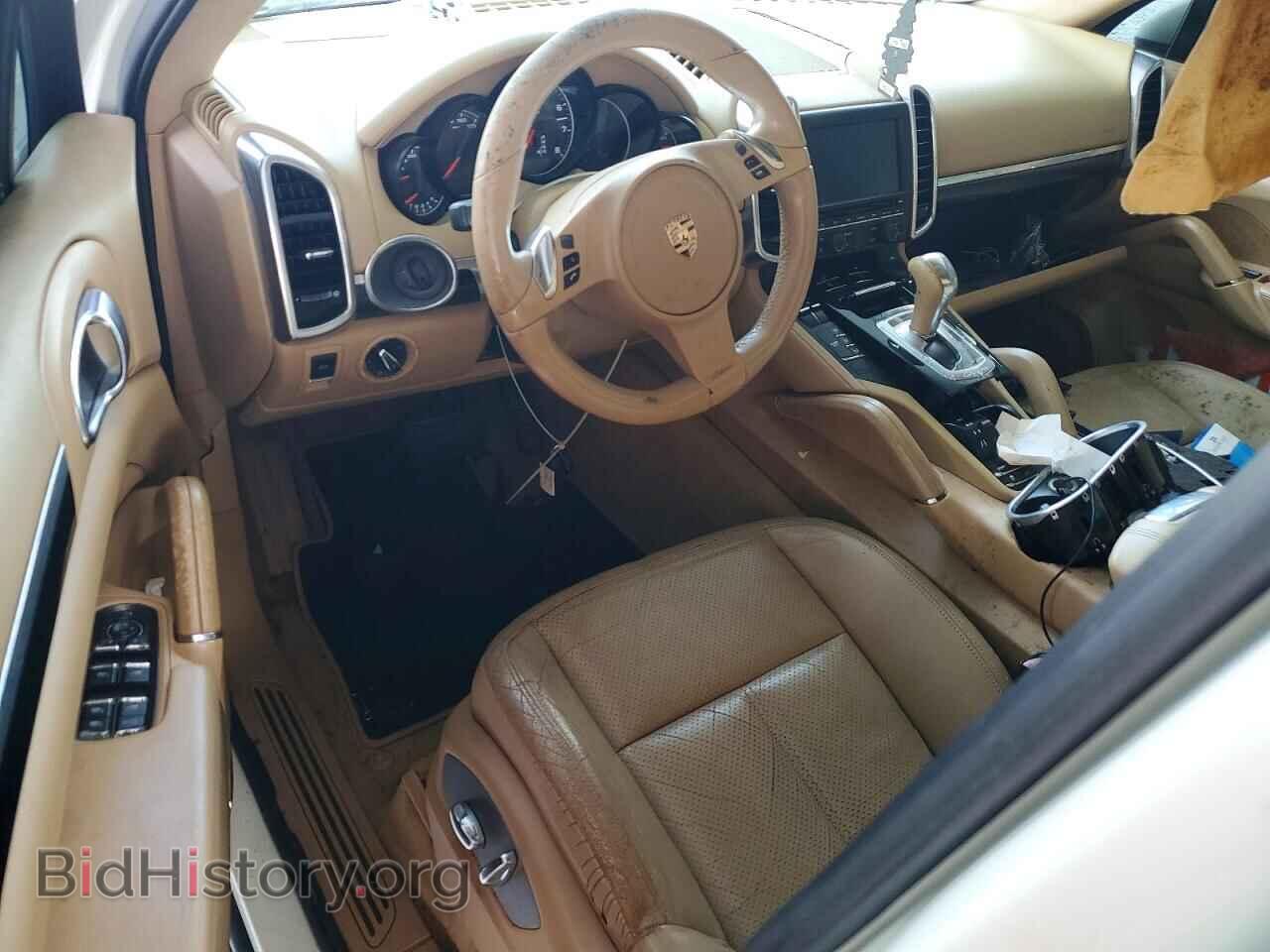 2011 PORSCHE CAYENNE - VIN: WP1AA2A28BLA01944 - Photo 8