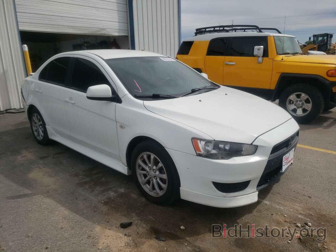 Photo JA32U2FU3BU030395 - MITSUBISHI LANCER 2011