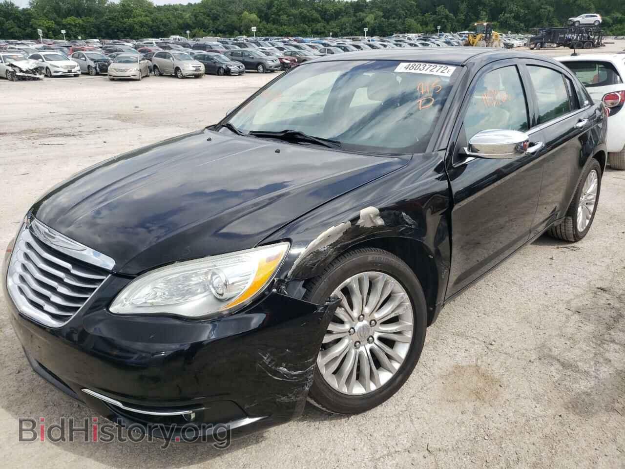 2011 CHRYSLER 200 - VIN: 1C3BC2FG3BN580290 - Фото 2