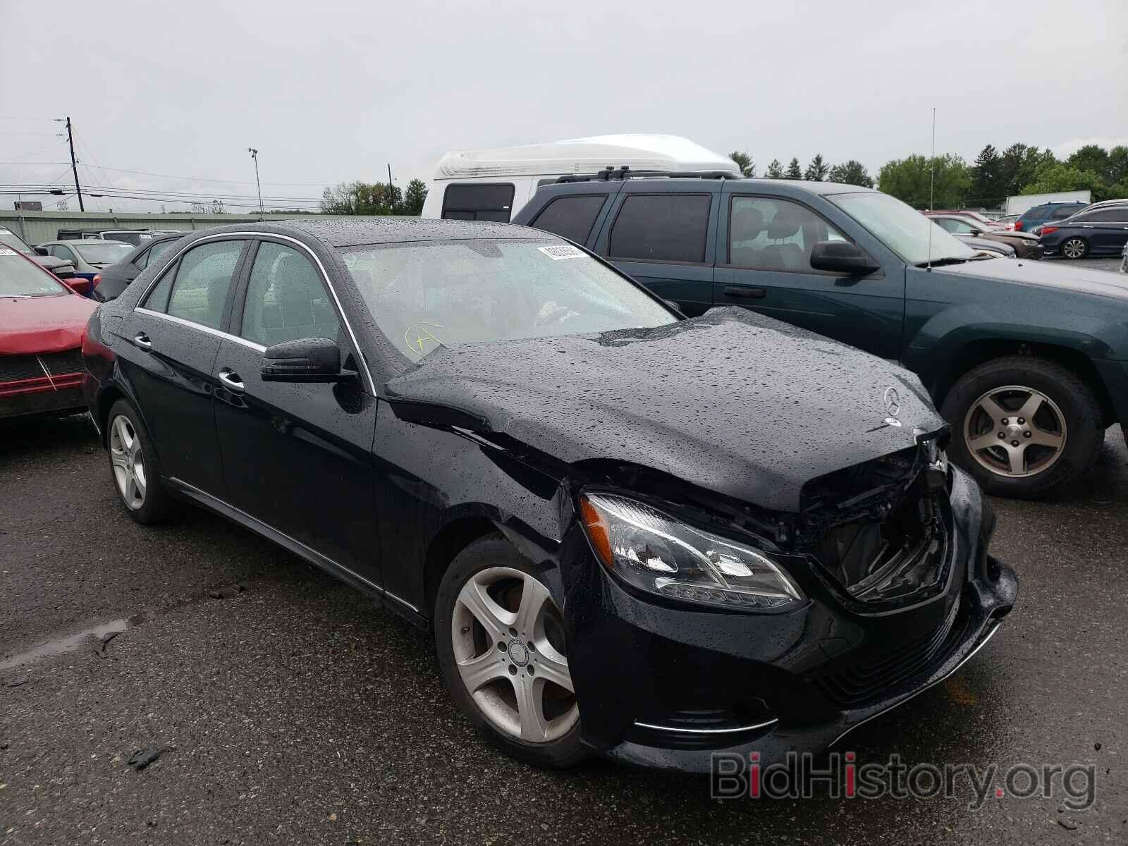 Photo WDDHF8JB2EA981892 - MERCEDES-BENZ E CLASS 2014