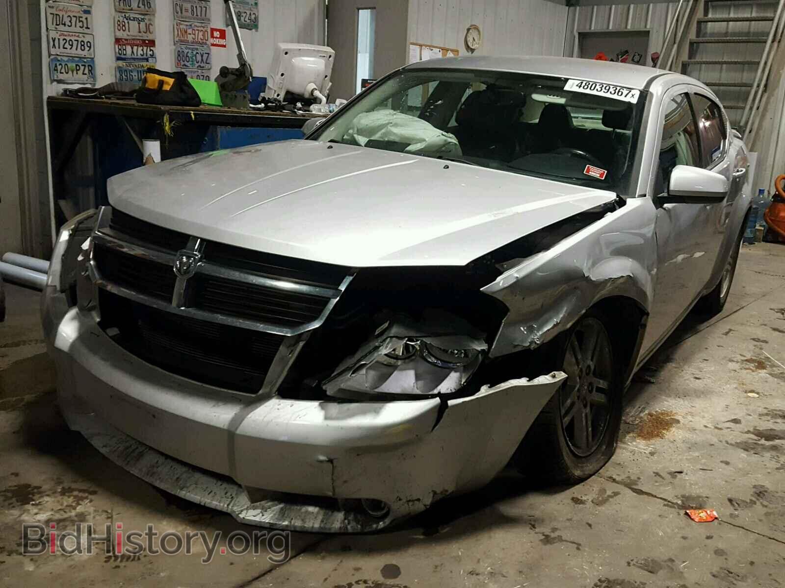 2010 DODGE AVENGER - VIN: 1B3CC5FB8AN237139 - Фото 2