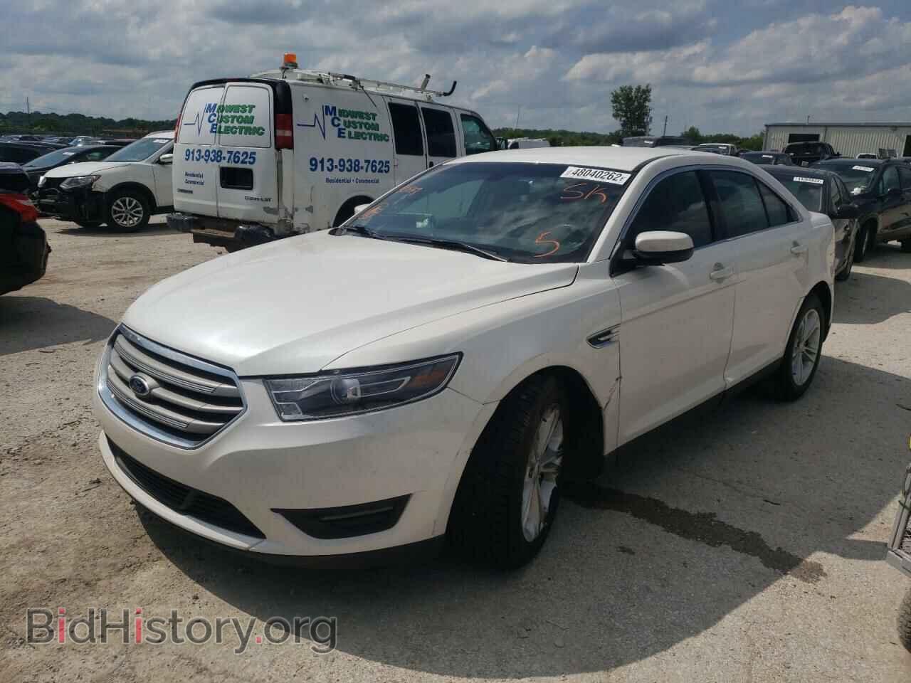 2015 FORD TAURUS - VIN: 1FAHP2E84FG140647 - Фото 2
