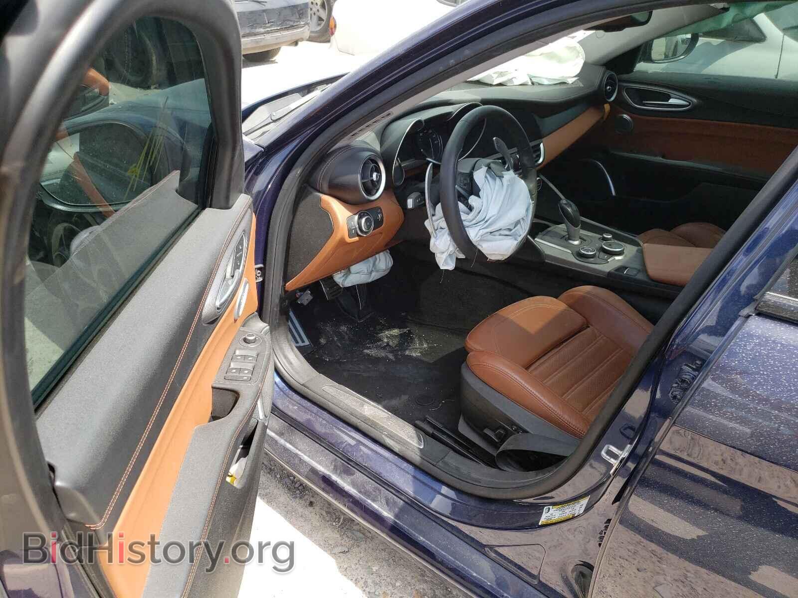 2017 ALFA ROMEO GIULIA - VIN: ZARFAECN0H7561934 - Фото 9
