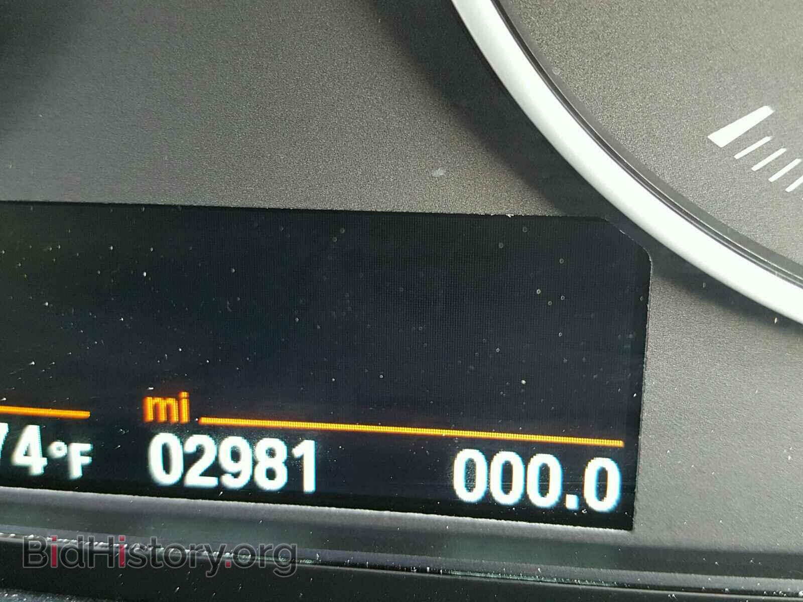 2017 BMW X1 - VIN: WBXHU7C31H5H37363 - Фото 8