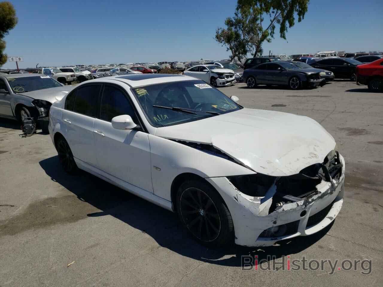 Photo WBAPH5C58BA446435 - BMW 3 SERIES 2011