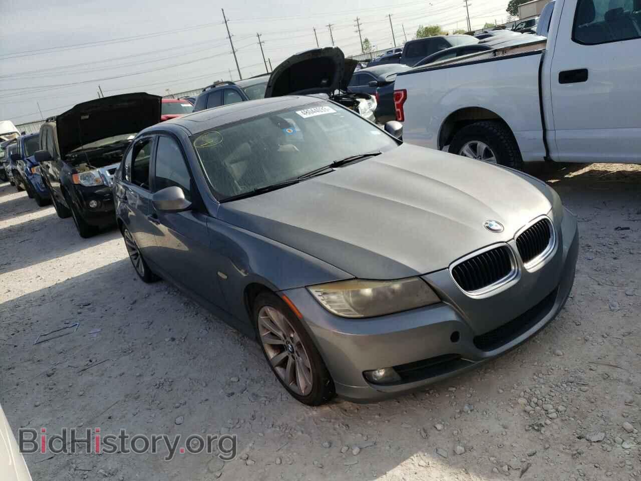 2011 BMW 3 SERIES - VIN: WBAPH7C50BE677964 - Фото 4