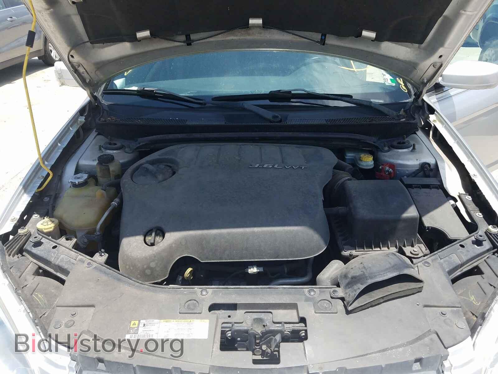 2011 CHRYSLER 200 - VIN: 1C3BC2EGXBN620558 - Фото 7