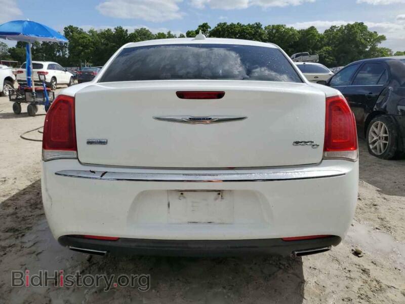 2017 Chrysler 300 (VIN 2C3CCAEG9HH564483) — фото 6 из 12