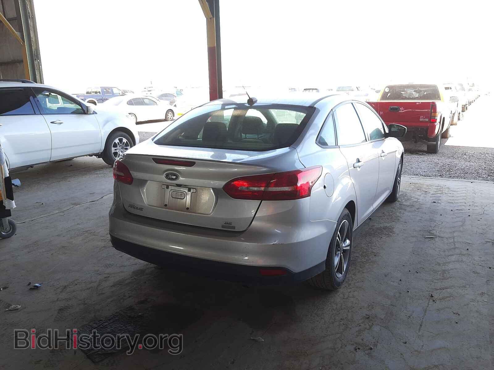 2018 FORD FOCUS - VIN: 1FADP3FE5JL268923 - Фото 4