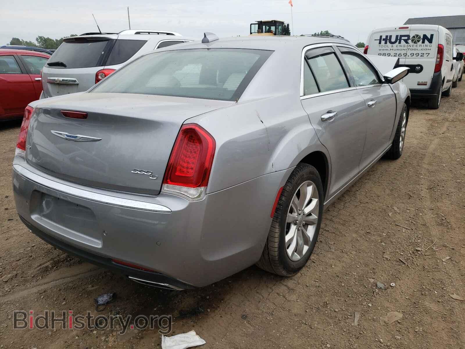 2017 CHRYSLER 300 - VIN: 2C3CCAKG9HH530080 - Фото 4