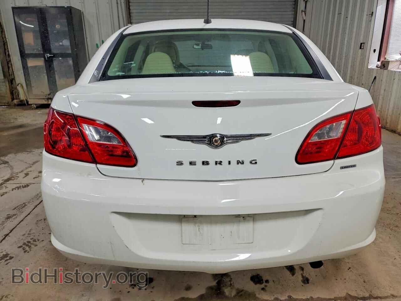 2010 CHRYSLER SEBRING - VIN: 1C3CC5FB8AN227598 - Фото 6