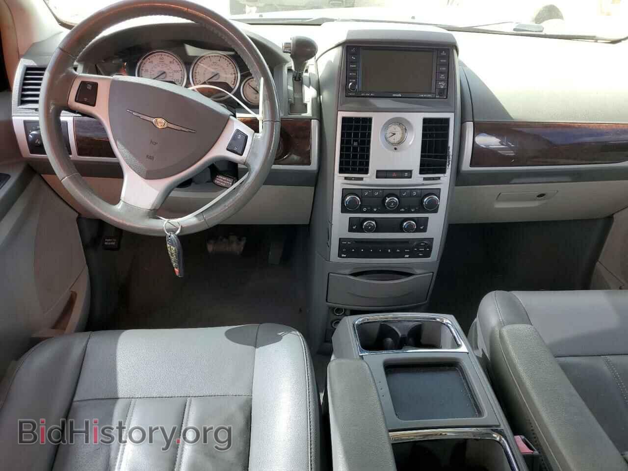 2010 CHRYSLER MINIVAN - VIN: 2A4RR5DX5AR124381 - Фото 8