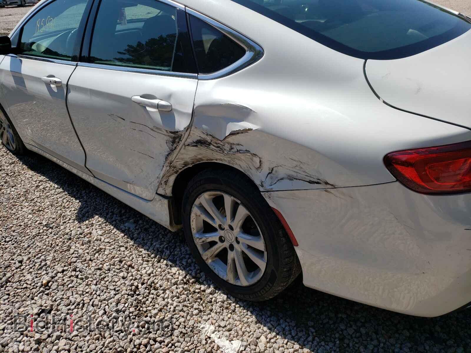 2015 CHRYSLER 200 - VIN: 1C3CCCAB2FN563069 - Фото 9