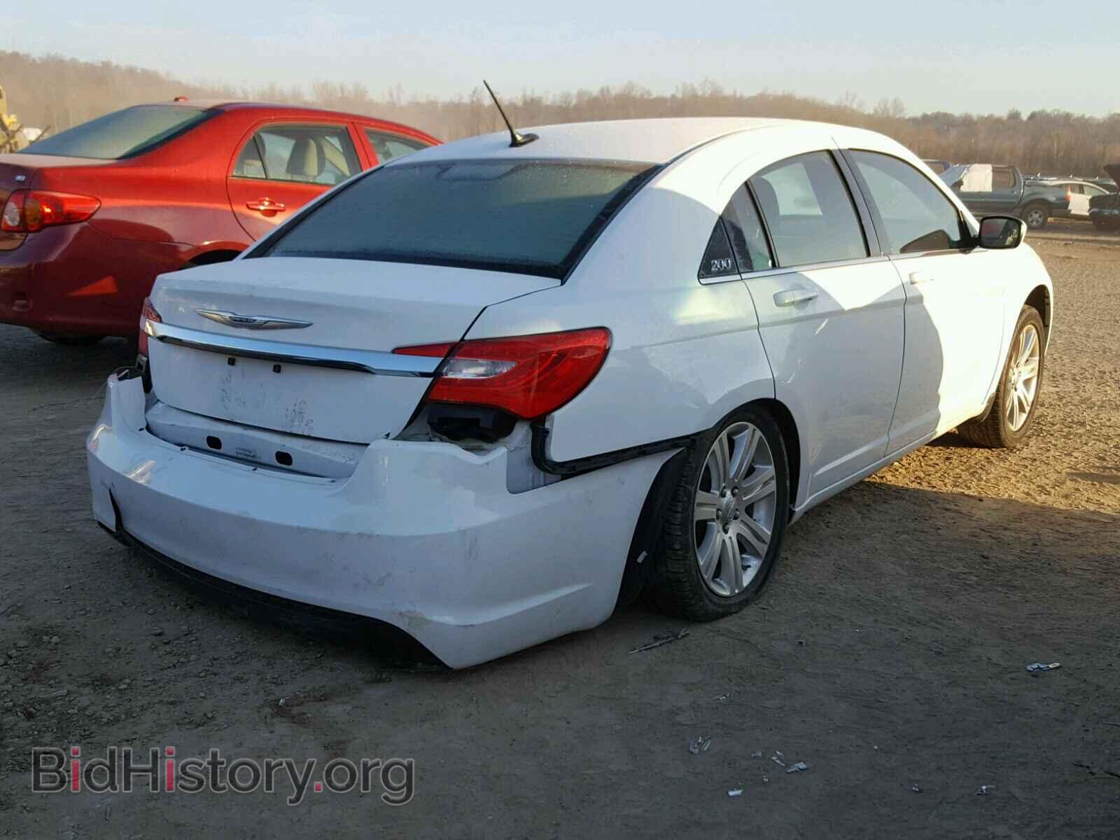 2013 CHRYSLER 200 - VIN: 1C3CCBAB8DN660266 - Photo 4