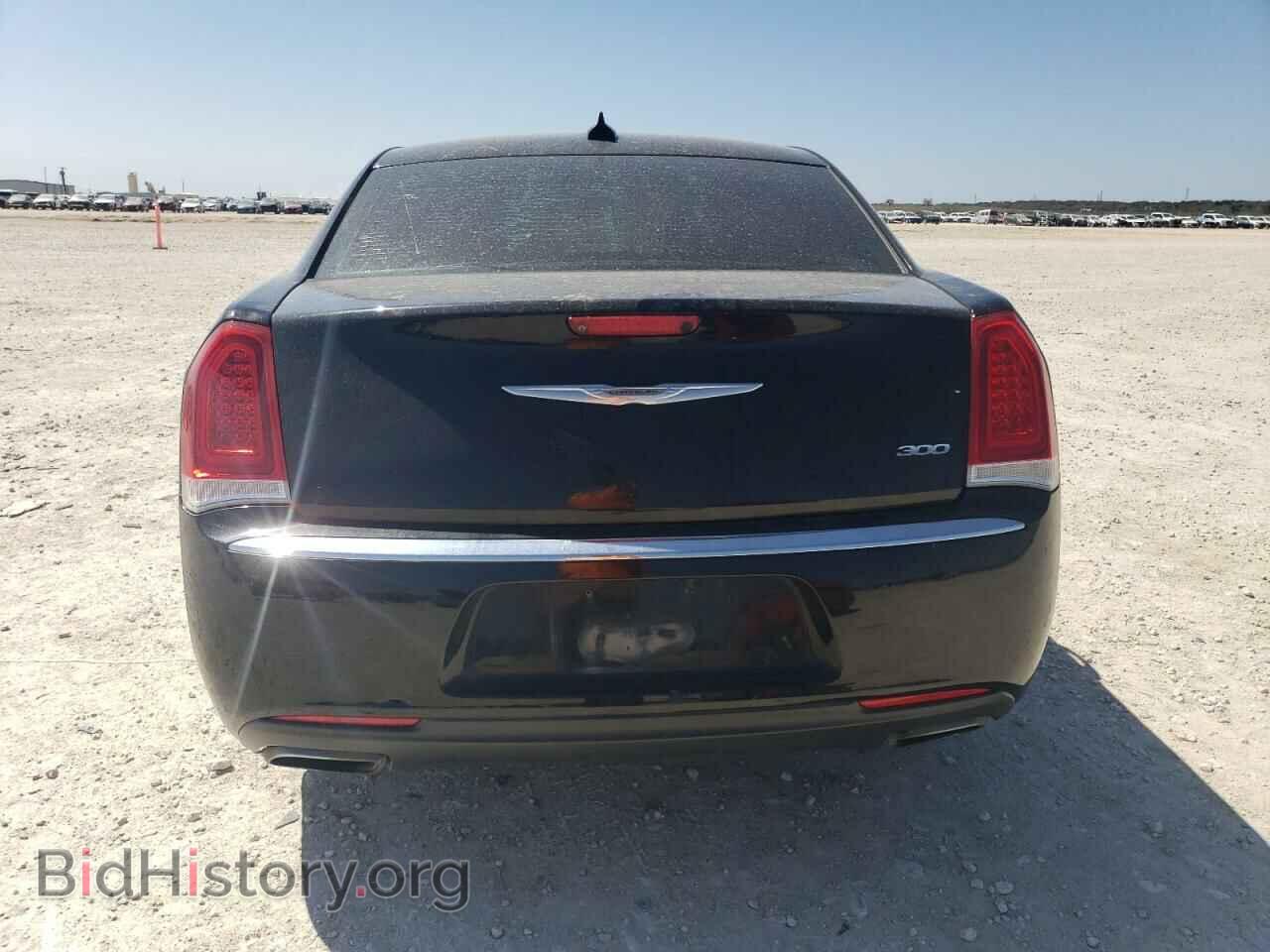 2016 CHRYSLER 300 - VIN: 2C3CCAAG2GH282531 - Фото 6