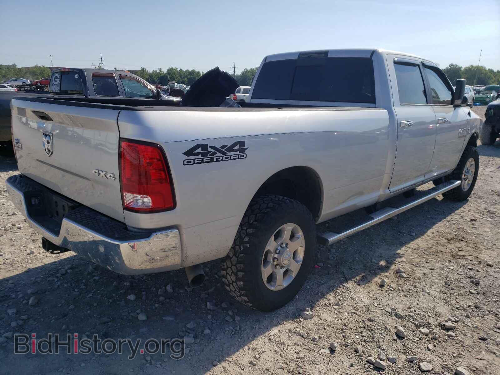 2017 RAM 3500 - VIN: 3C63R3HLXHG641612 - Фото 4