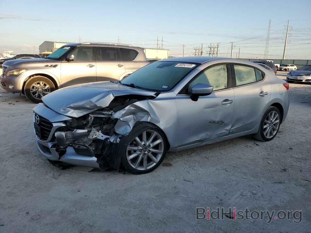 Photo JM1BN1V7XH1100537 - MAZDA 3 2017