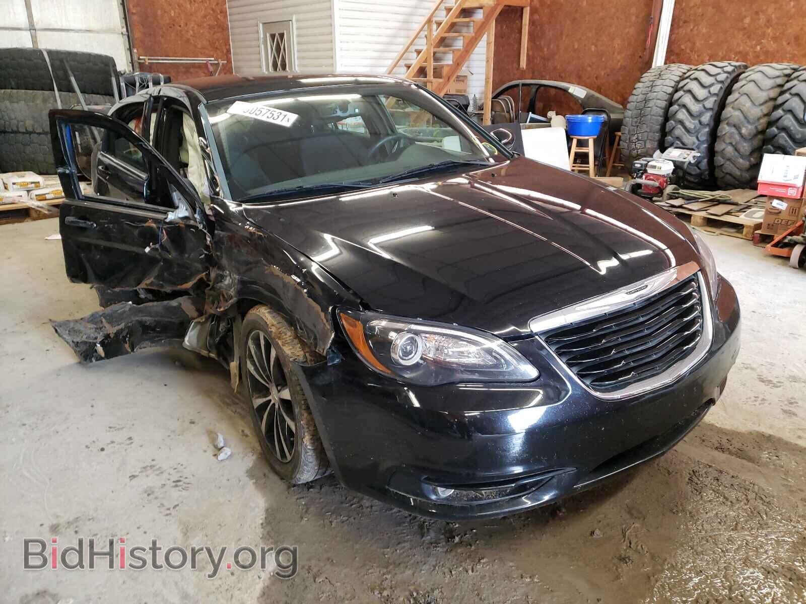 Фотография 1C3CCBBB8DN514111 - CHRYSLER 200 2013