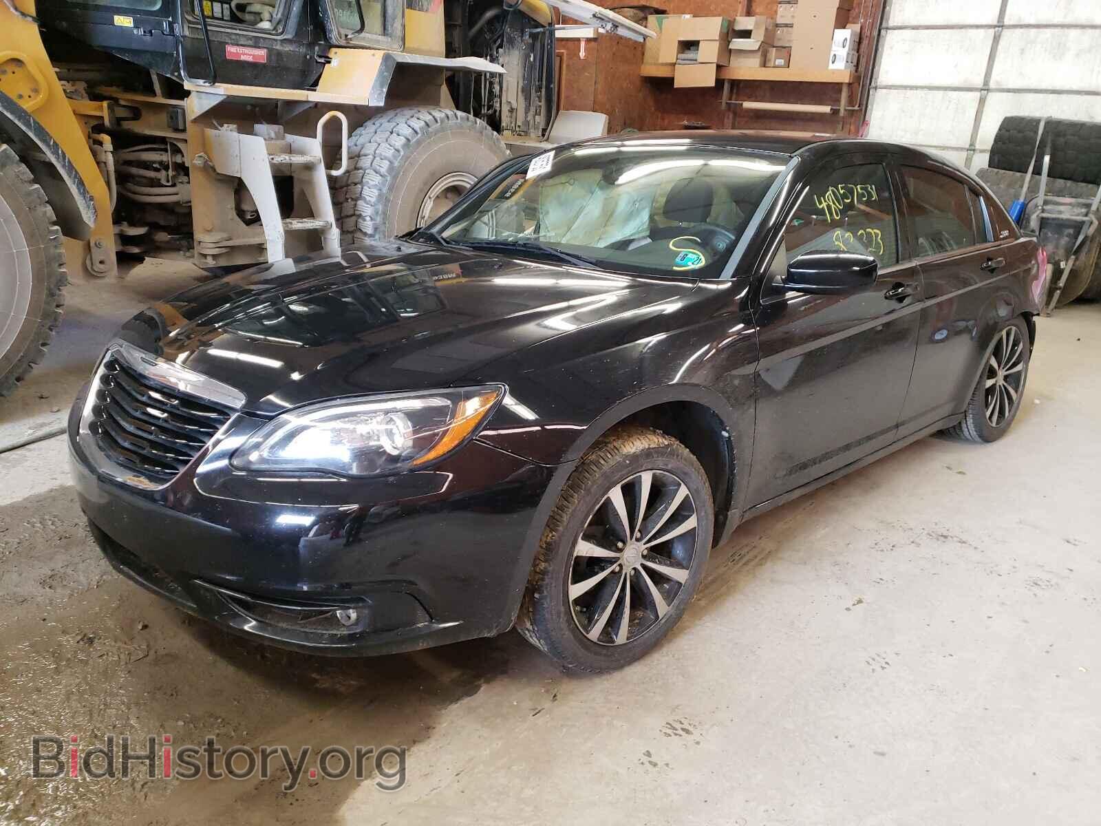 2013 CHRYSLER 200 - VIN: 1C3CCBBB8DN514111 - Фото 2