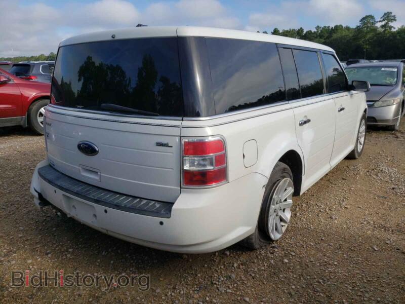 2011 Ford FLEX (VIN 2FMGK5CC8BBD25939) — photo 4 of 10