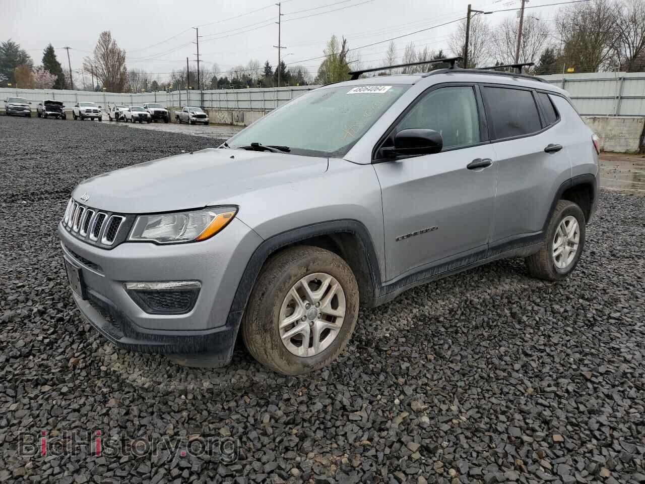 Фотография 3C4NJDAB9HT698651 - JEEP COMPASS 2017