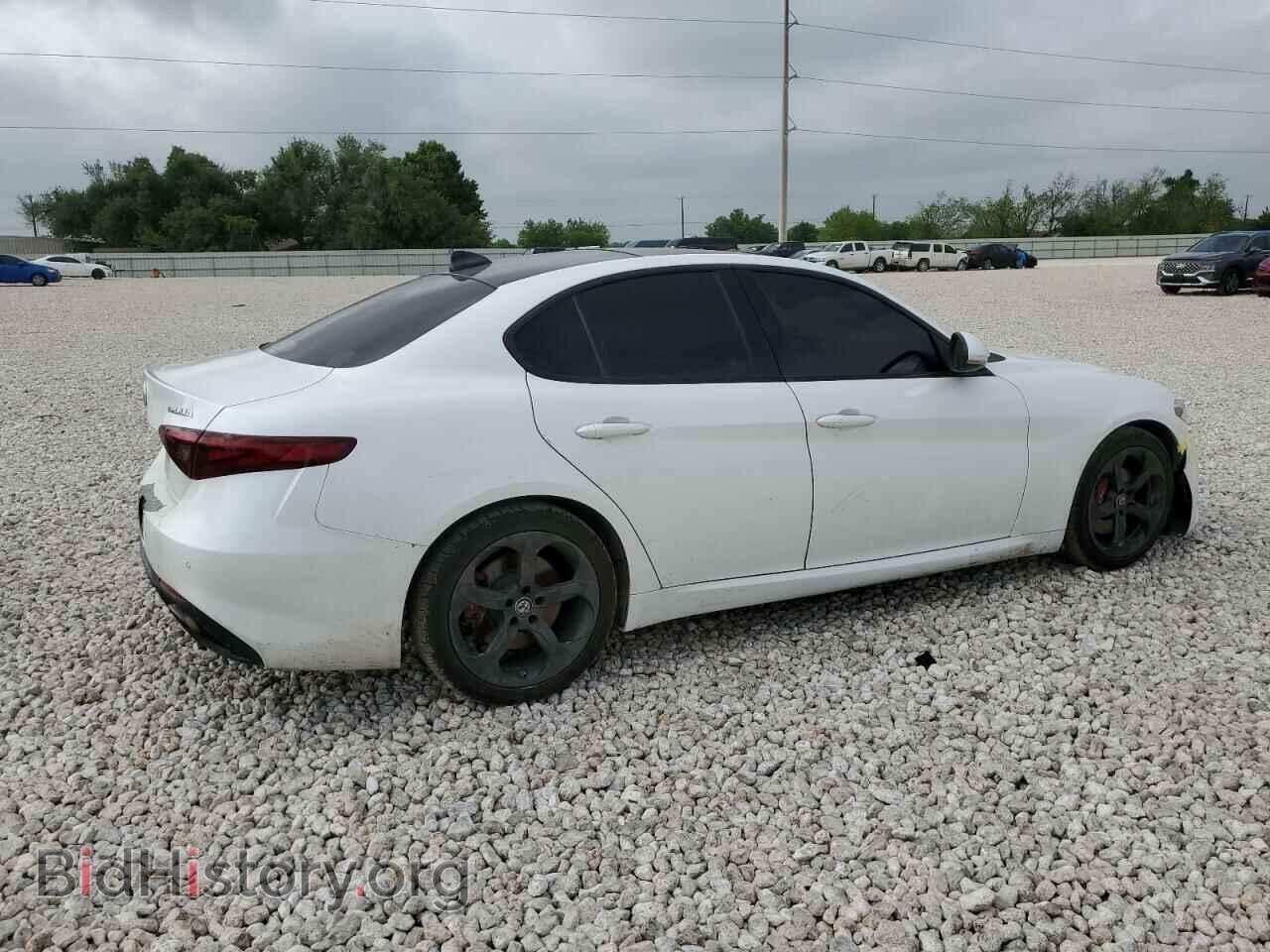 2017 ALFA ROMEO GIULIA - VIN: ZARFAECN1H7561926 - Фото 3